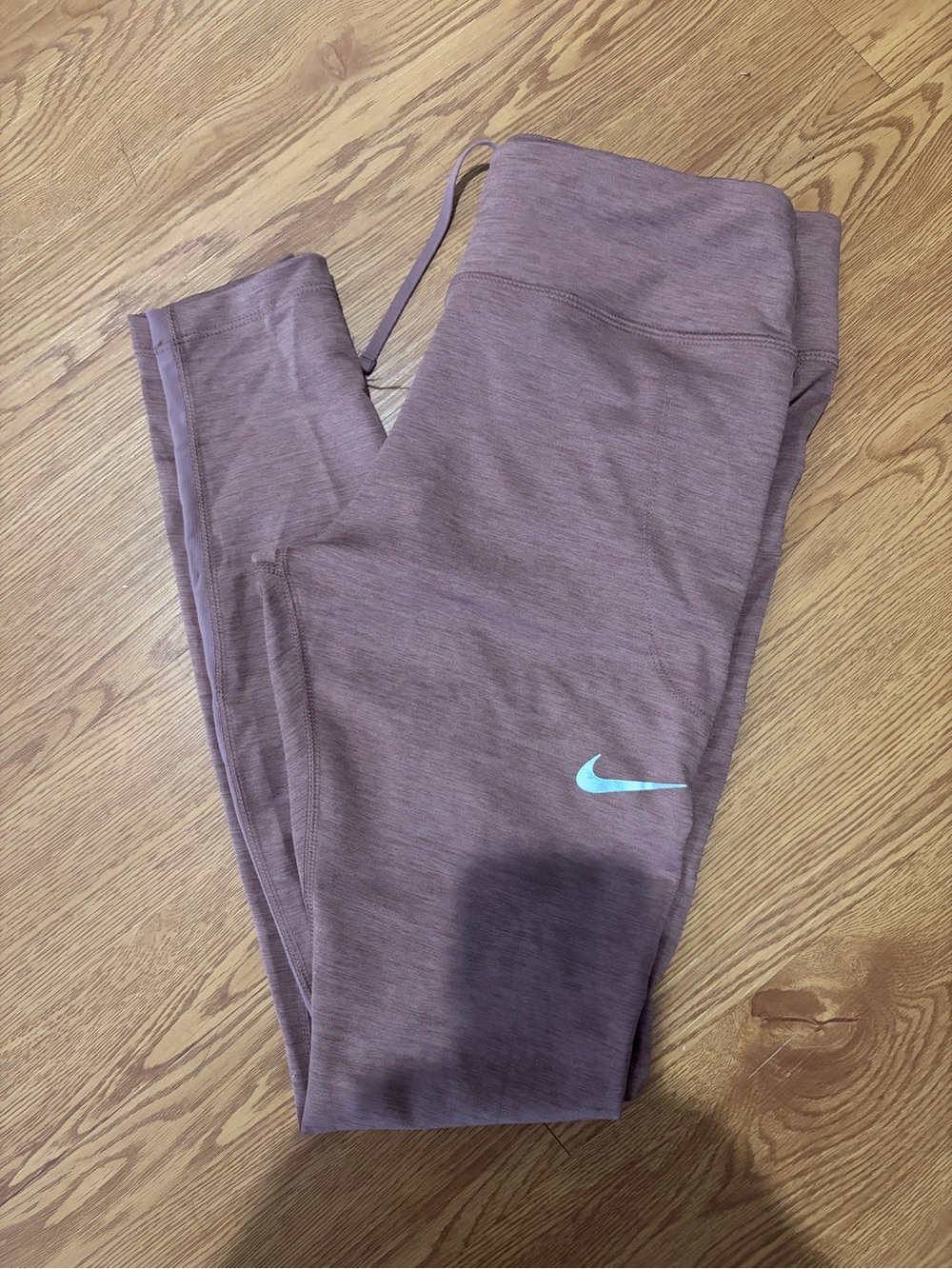 Nike Women’s Mauve leggings / tights  with Swoosh Logo